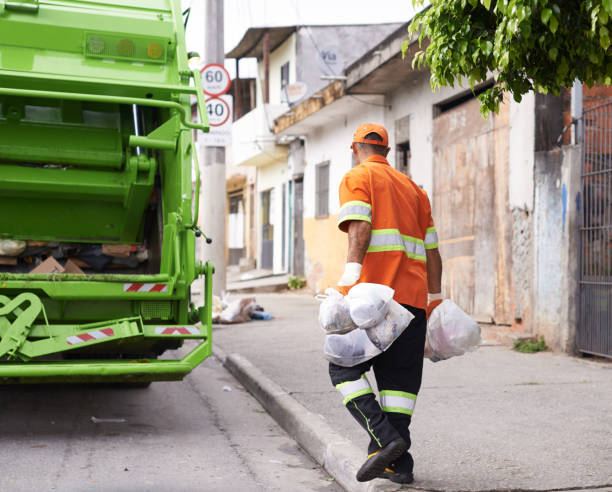 Best Construction Debris Removal  in Farmland, IN
